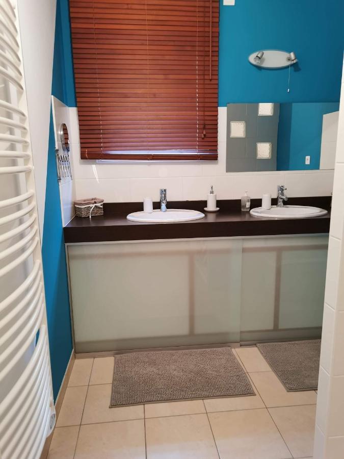 Maison En Ossature Bois Plaintel Luaran gambar