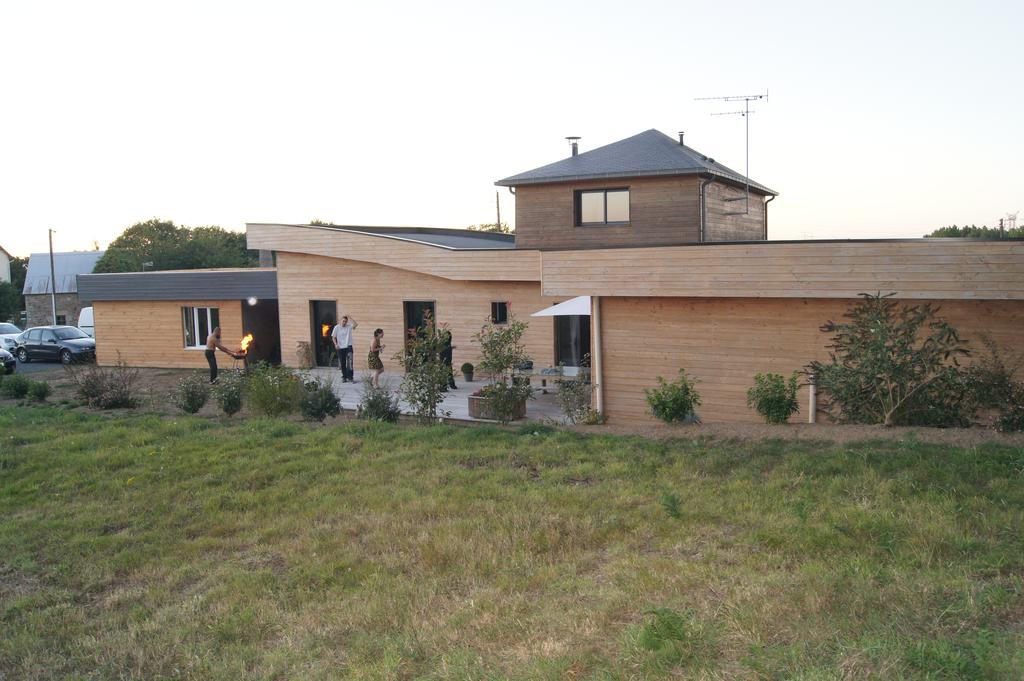 Maison En Ossature Bois Plaintel Luaran gambar